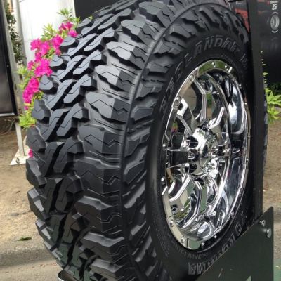 295/70 R17C Yokohama Geolandar M/T G003